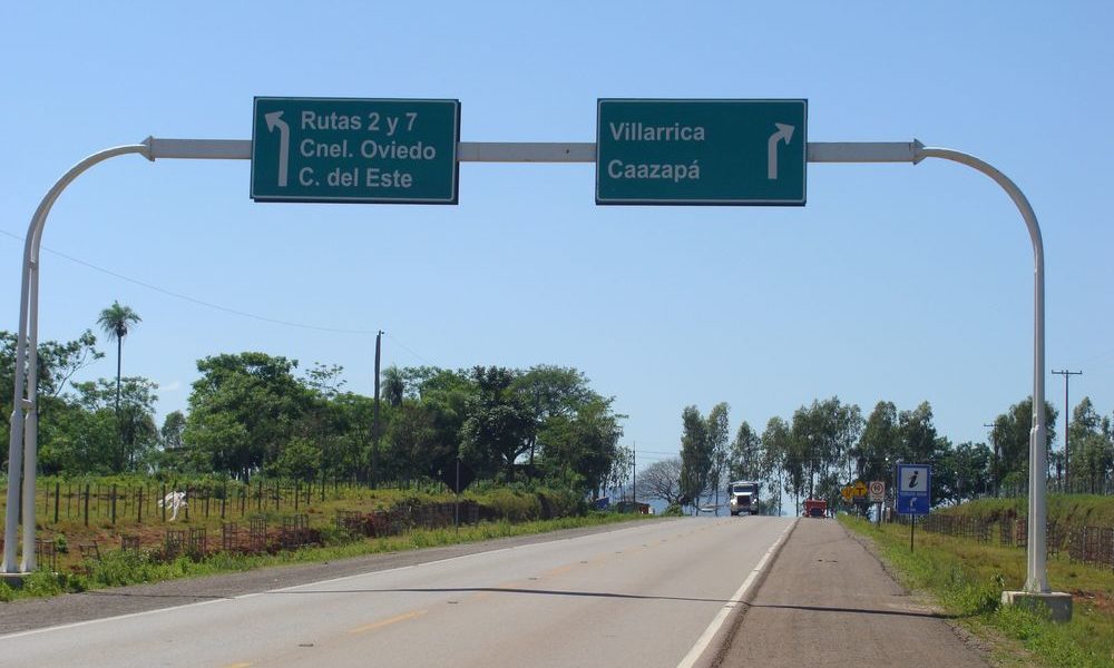Straße von Paraguarí zum Hotel Paraiso in Villarrica